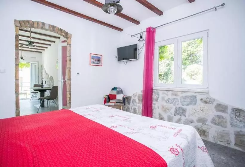 Habitación Superior con Terraza, Garden Apartment