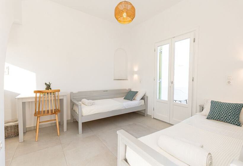 ファミリールーム, Akrotiri