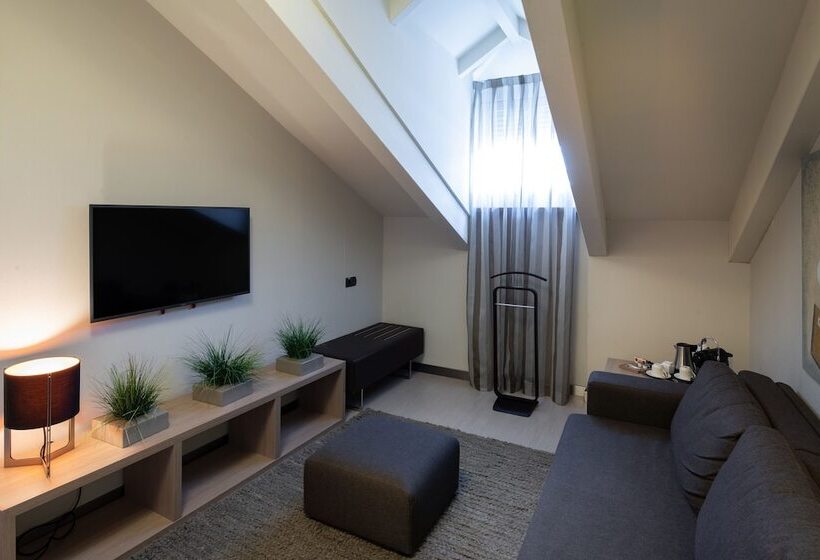 سوییت, Catalonia Plaza Mayor