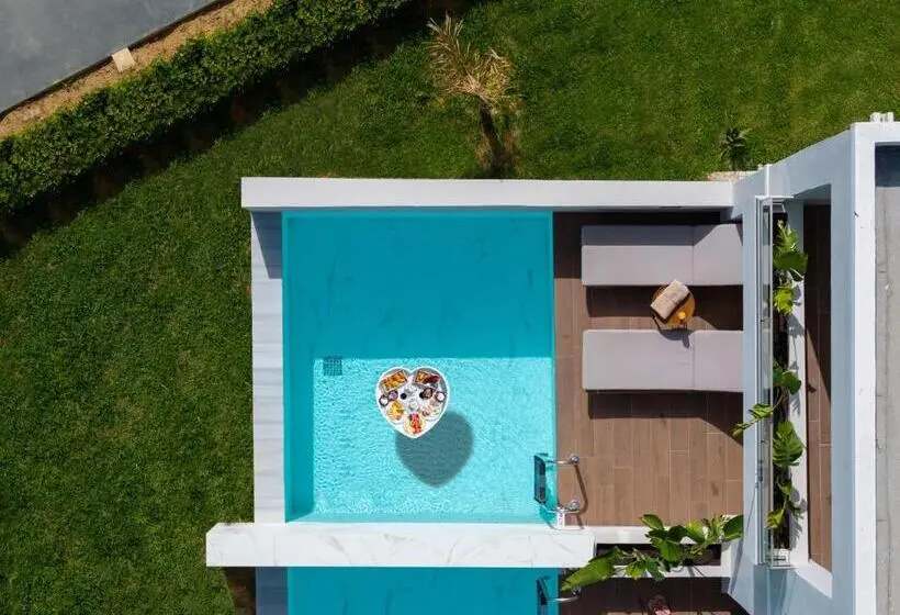 Suite with Pool, Delfina Tropic Beach