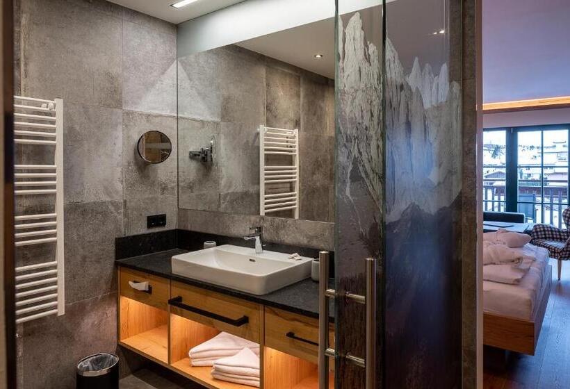 Номер Стандарт Вид на Горы, Jagdschlössl