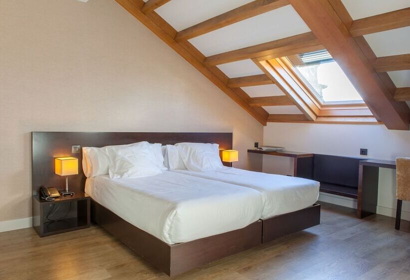 标准间, San Miguel