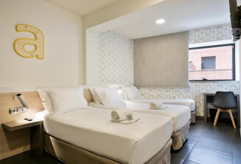 Номер Стандарт Трехместный, Acta Laumon