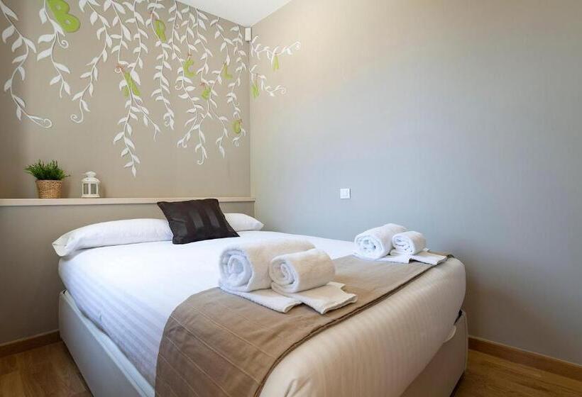 Апартаменты 2 Спальни с Террасой, Acta Laumon