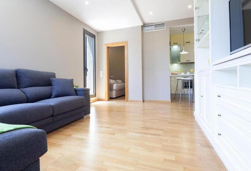 Апартаменты 2 Спальни с Террасой, Acta Laumon