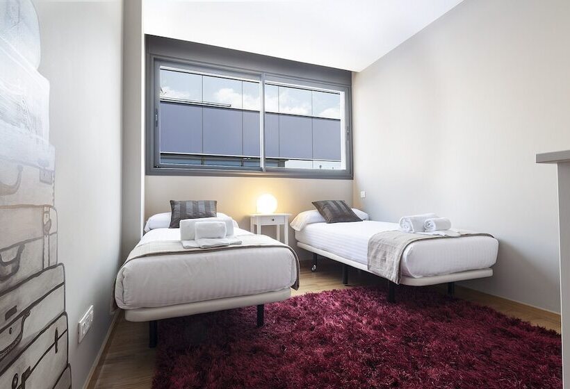 Апартаменты 3 Спальни, Acta Laumon