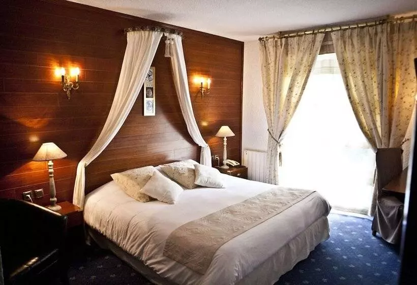 スーペリアールーム, Le Branhoc   Brit Hotel Auray