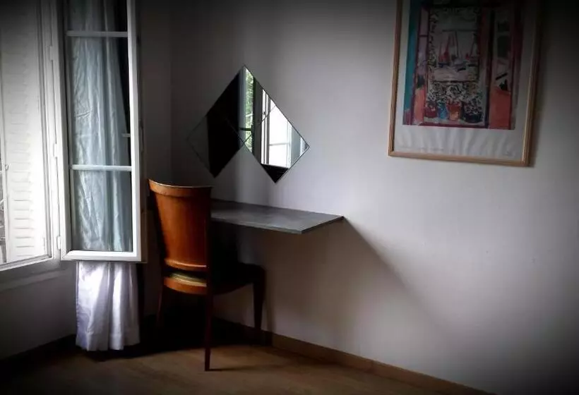 اتاق استاندارد چهار تخته, Residence De Bruxelles