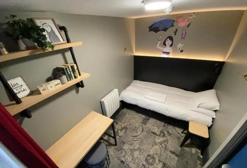 Cameră Single Standard cu Baie Comună, Generator Dublin