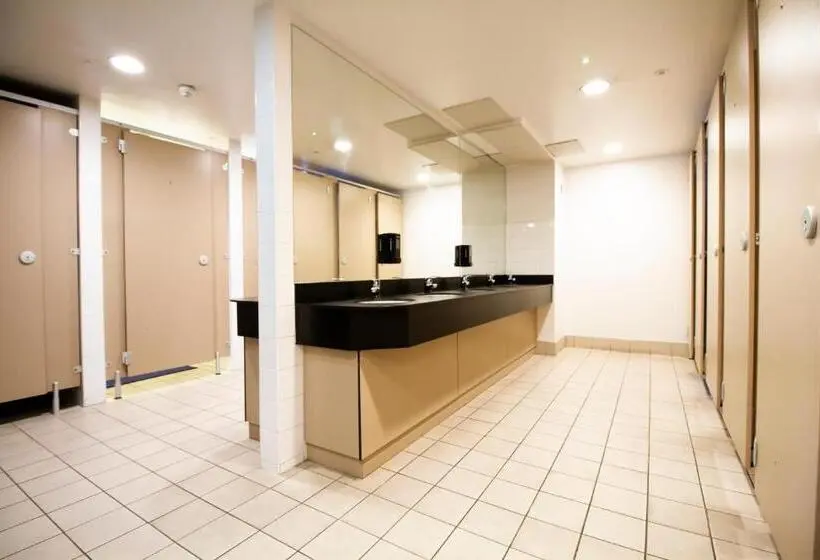 Cameră Single Standard cu Baie Comună, Generator Dublin