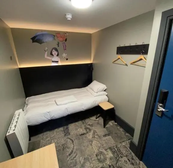 Cameră Single Standard cu Baie Comună, Generator Dublin