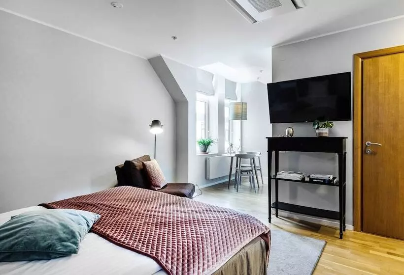 スタンダードスタジオ, Biz Apartment Gärdet