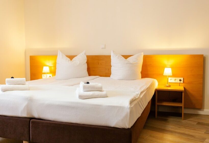 コンフォートルーム, Altora Eisenbahn Themen