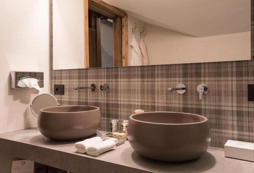 주니어 스위트 발코니, Auberge De La Maison