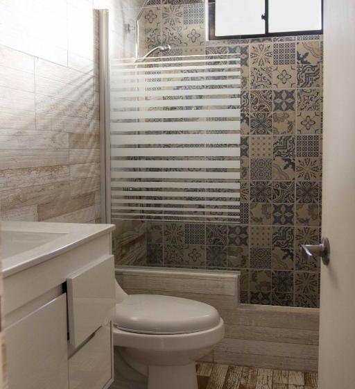 Номер Стандарт, Avenida En Arica