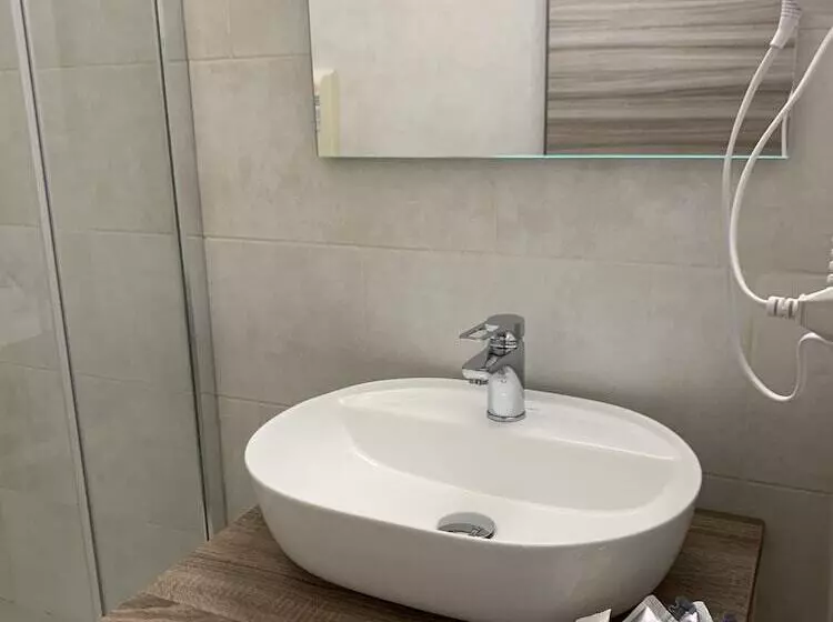 Premium-huone, Cairoli