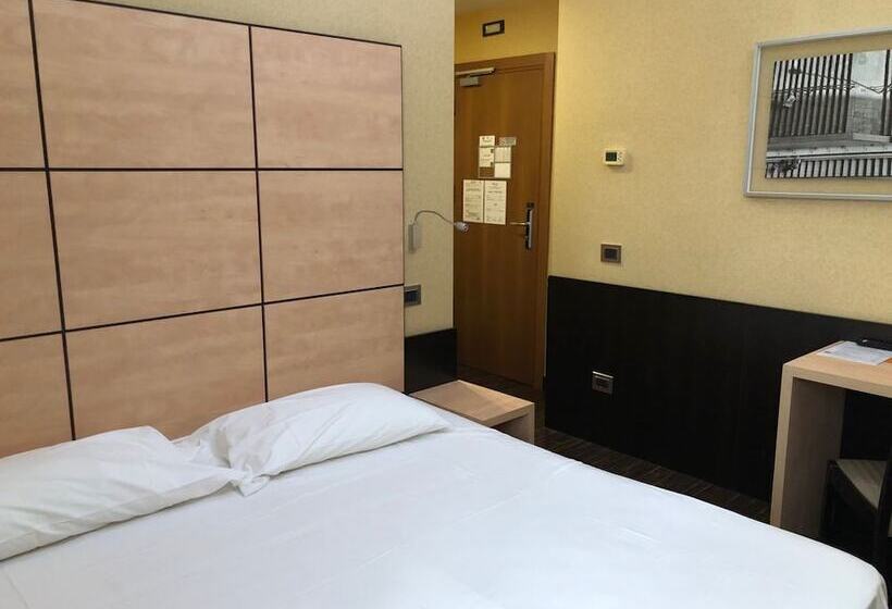 اتاق استاندارد, Cimarosa