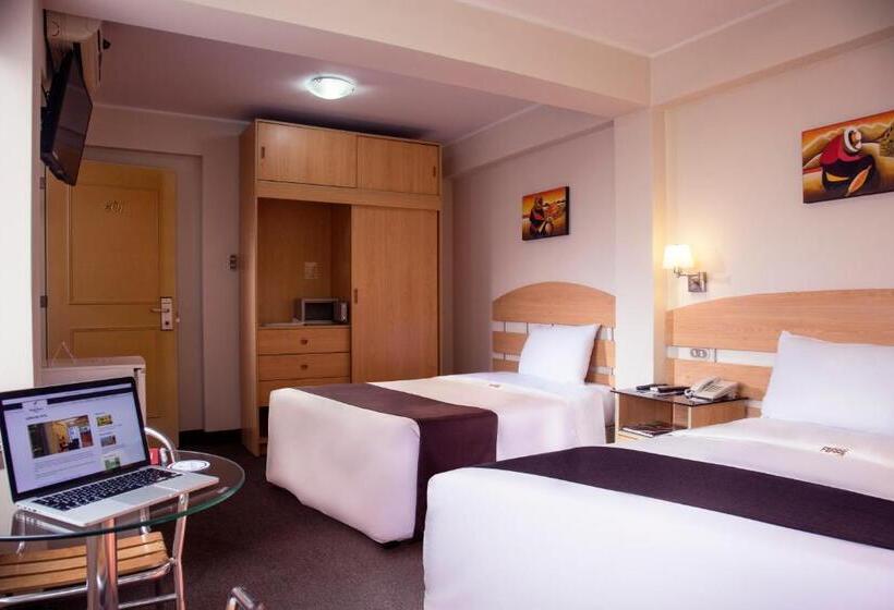 غرفة قياسية, Ferre Miraflores