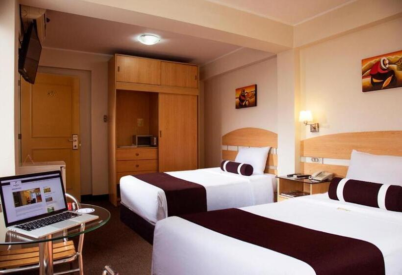 غرفة قياسية, Ferre Miraflores