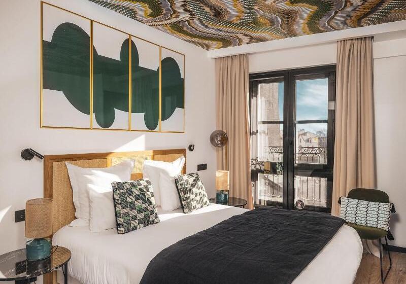 غرفة قياسية, Ferre Miraflores