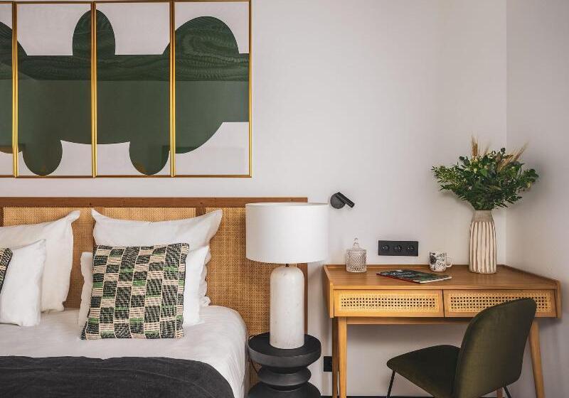 غرفة قياسية, Ferre Miraflores