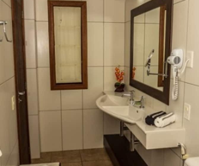 套房带泳池景, Il Nuraghe