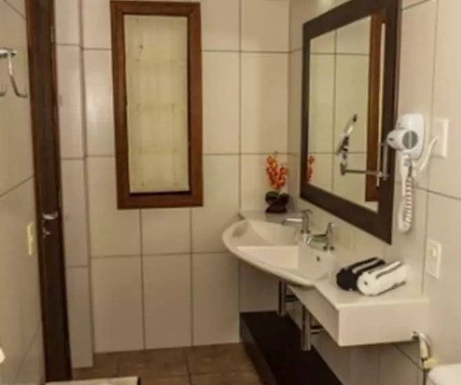 Suite mit Poolblick, Il Nuraghe