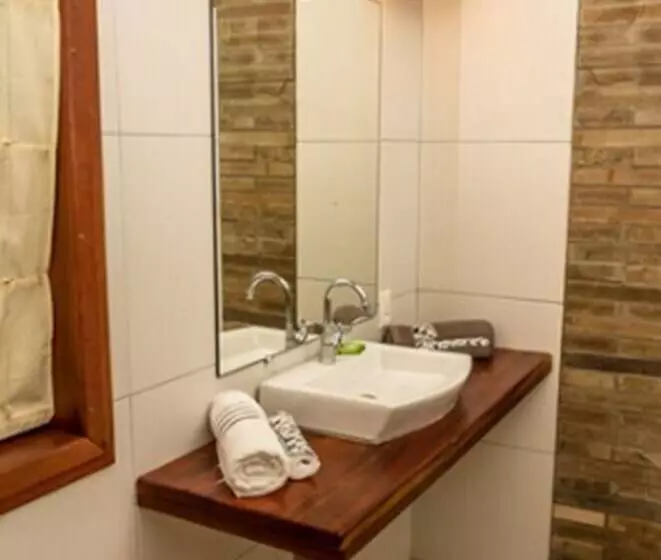 Suite mit Poolblick, Il Nuraghe