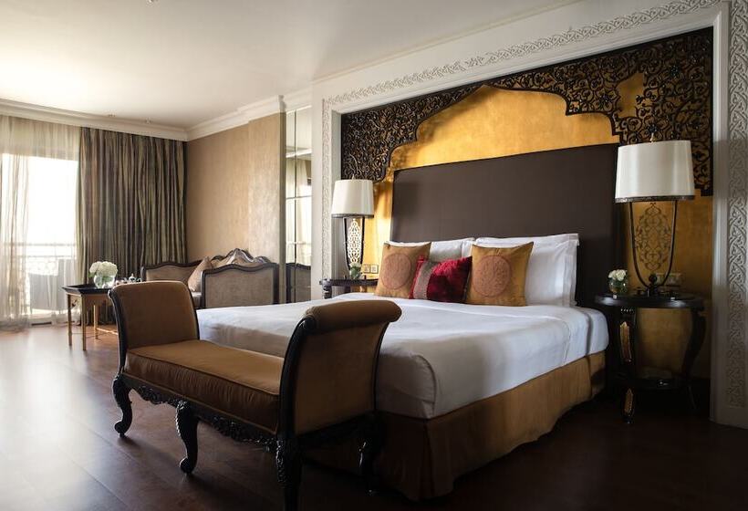 Номер Deluxe Кровать Кинг, Jumeirah Zabeel Saray Dubai