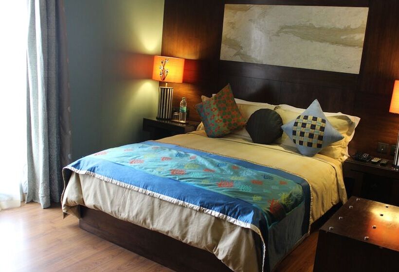 豪华房间, Justa Mg Road