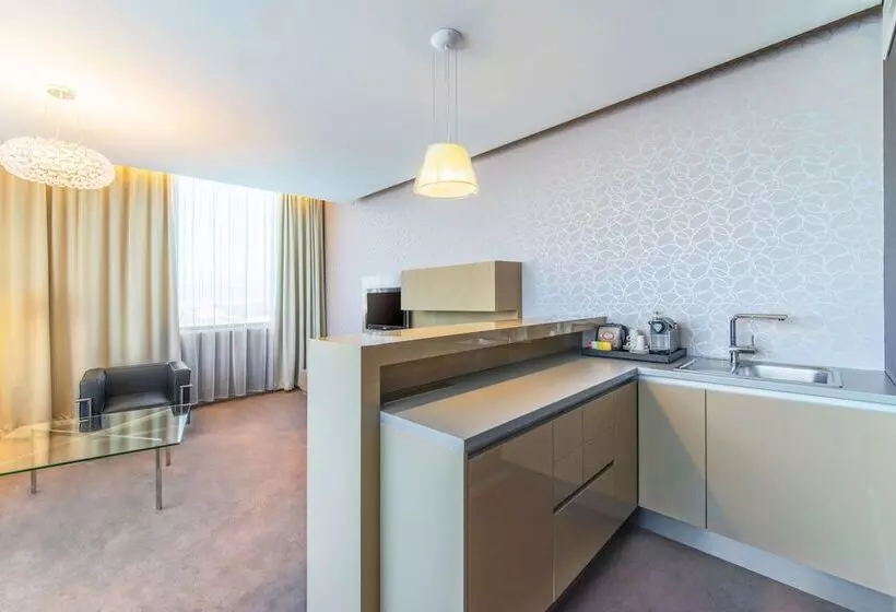 スイート, NH Bratislava Gate One