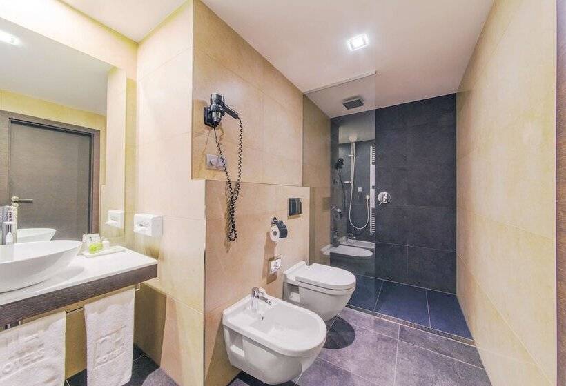 سوییت, NH Bratislava Gate One