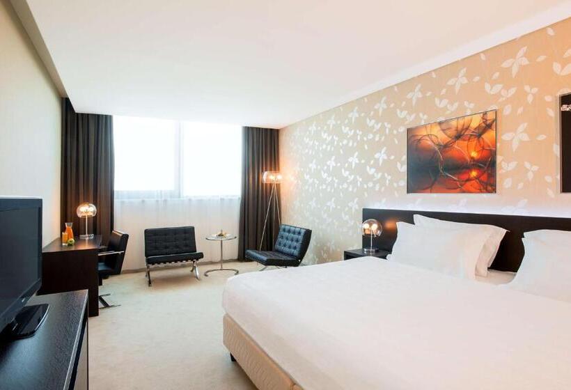 اتاق اکونومی, NH Bratislava Gate One