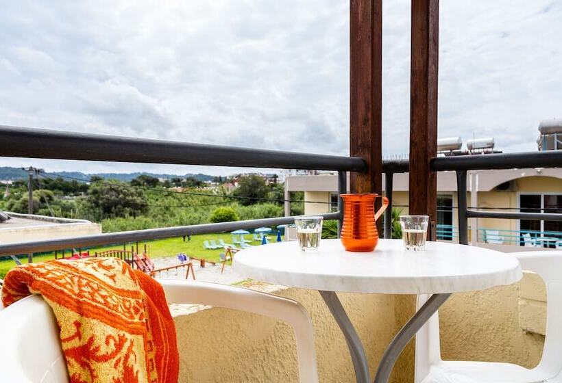 스탠다드 스튜디오, Ilyssion Holidays