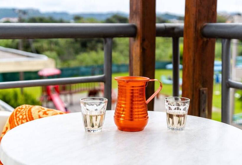 스탠다드 스튜디오, Ilyssion Holidays