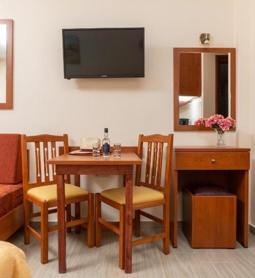 수피리어 스튜디오, Ilyssion Holidays