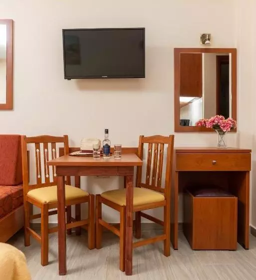 استودیوی سوپریور, Ilyssion Holidays