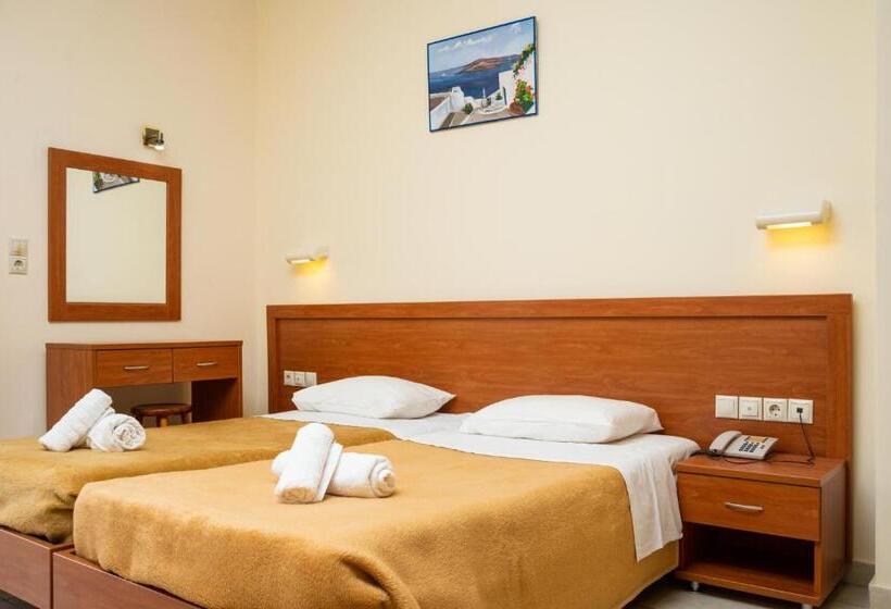 디럭스 스튜디오, Ilyssion Holidays