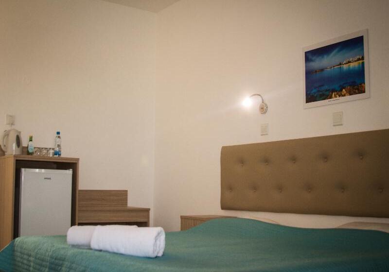 스탠다드 룸, Pambos Napa Rocks Adults Only