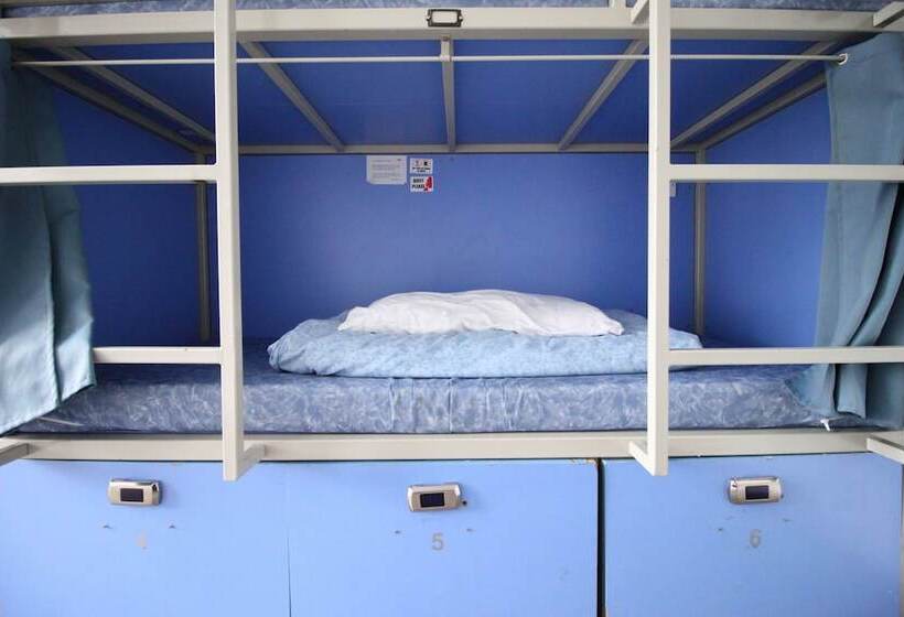 Кровать в Общей Комнате, Smart Hyde Park Inn Hostel