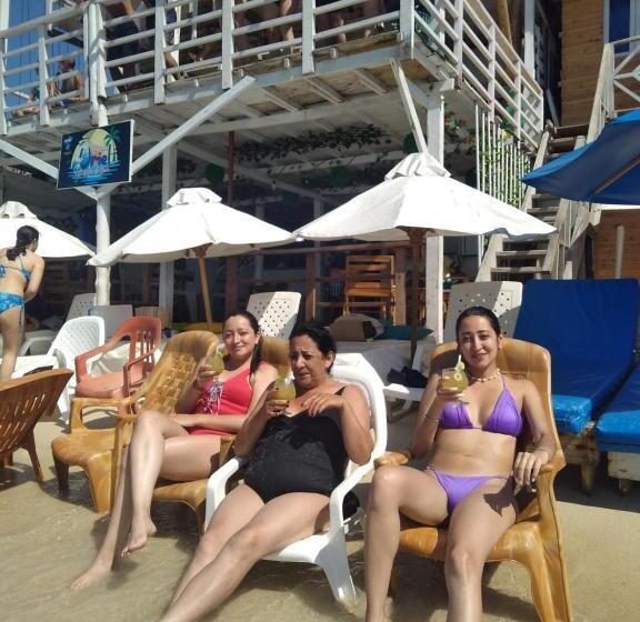 חדר משפחתי נוף לים, Posada Donde Uriel Playa Tranquila