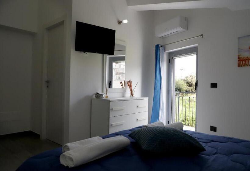 חדר סטנדרט, Assabinirica