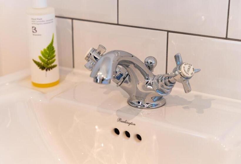 إستوديو قياسى, Rivendell Park