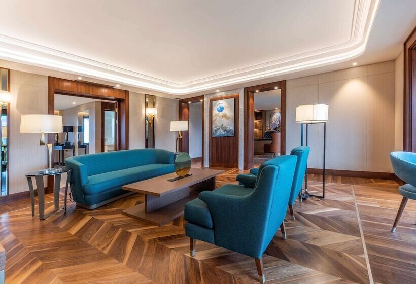 프레지덴셜 스위트, Swissôtel Wellness Resort Alatau Almaty