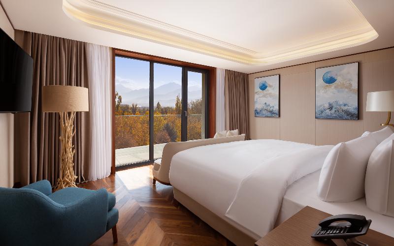 프레지덴셜 스위트, Swissôtel Wellness Resort Alatau Almaty