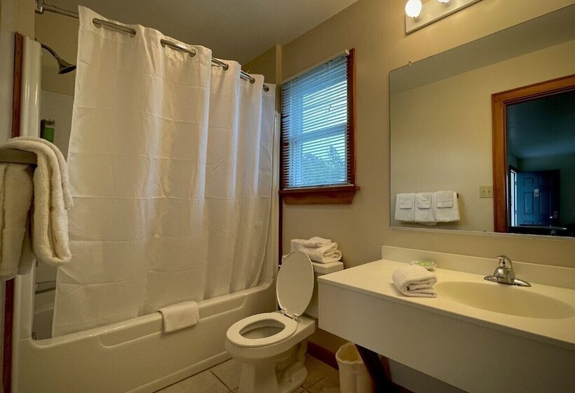 Номер Deluxe, Pony Island Inn