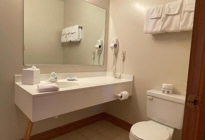 Номер Стандарт, Pony Island Inn