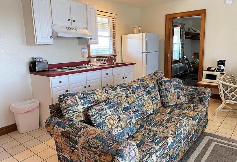 Люкс 2 Спальни, Pony Island Inn