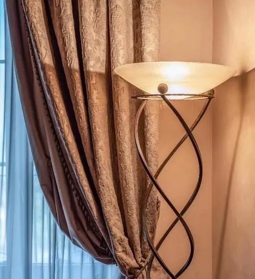 デラックスルーム, Bar Vitelli Charming Suites