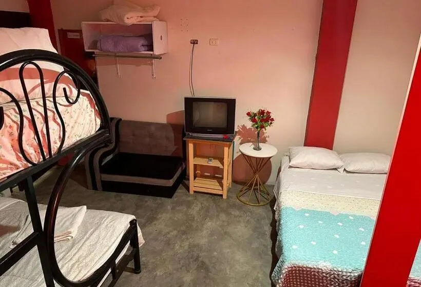 اتاق چهار تخته با دستشویی مشترک, La Esquina De Doña Julia
